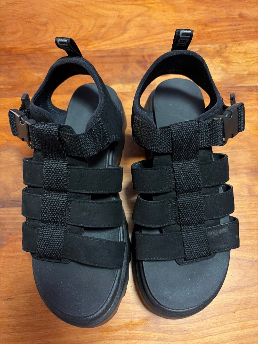 Ugg Sandal Size 9